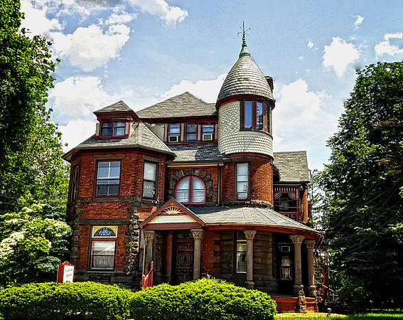 Alfred's Victorian Front