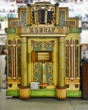 Decap Bros. Organ