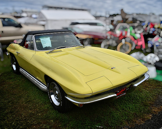 Yellow Vette
