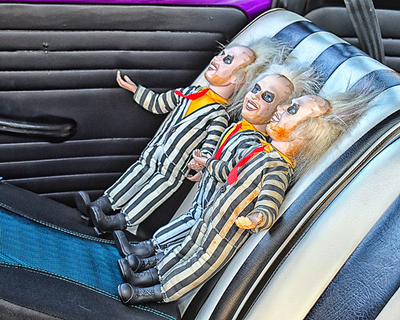 Triplets in 1972 Beetle